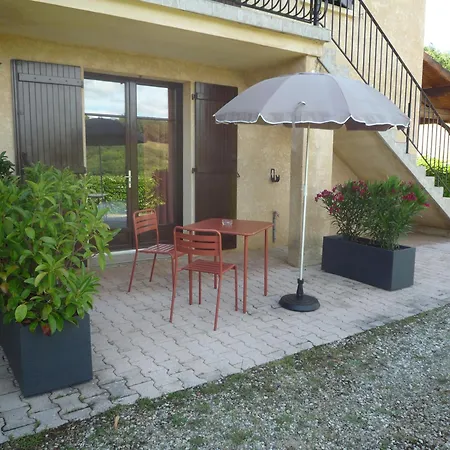 Maison Du Pech Bed & Breakfast 3*